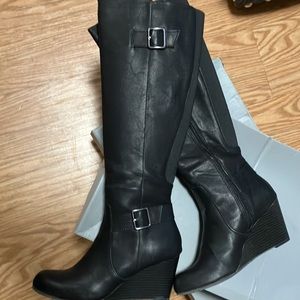 Reaction Kenneth Cole Wedge Boots